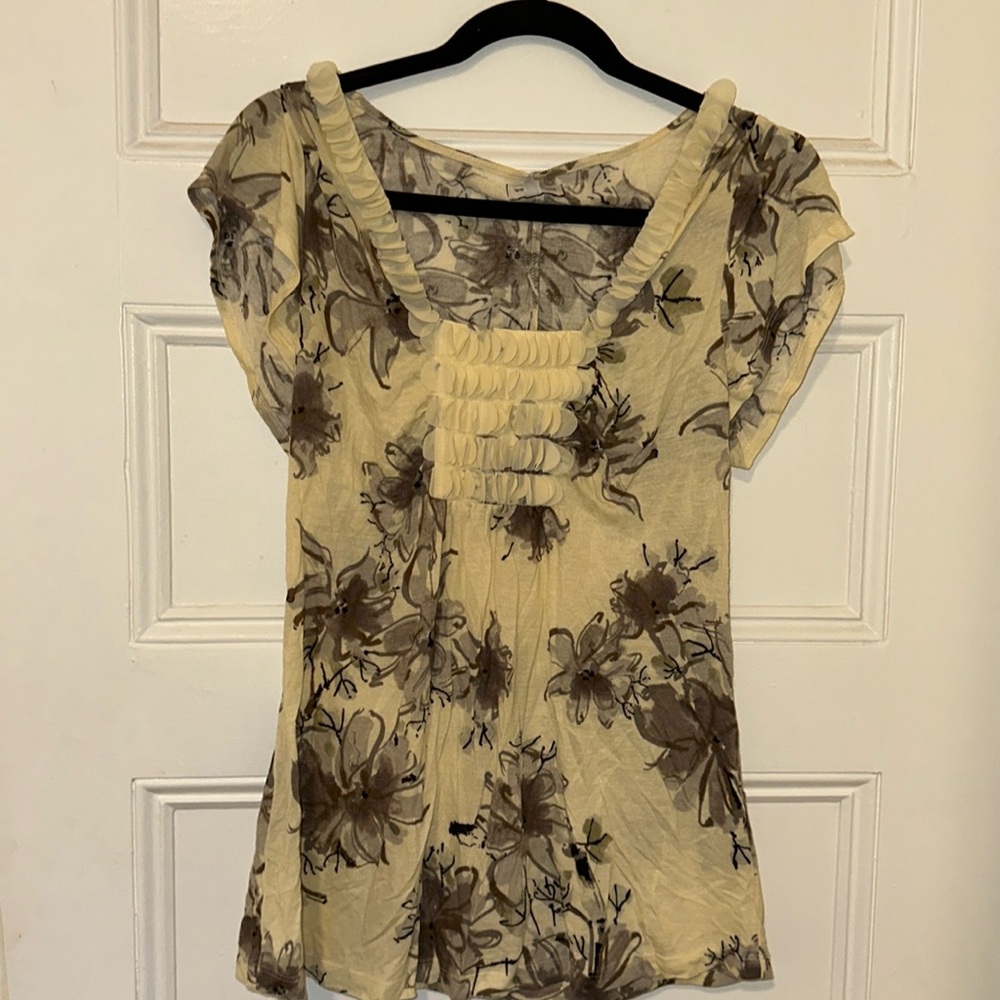 Cream Tee with Purple/Grey Flowers